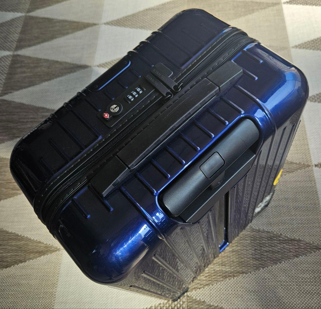 RIMOWA リモワ Essential Lite Cabin 37L ブルー