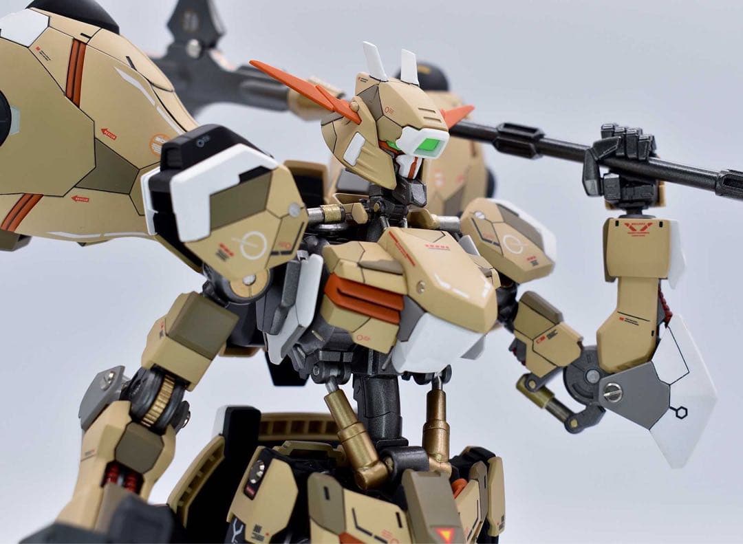 1/100 ガンダムグシオンリベイク　全塗装完成品　改修改造　鉄血のオルフェンズ