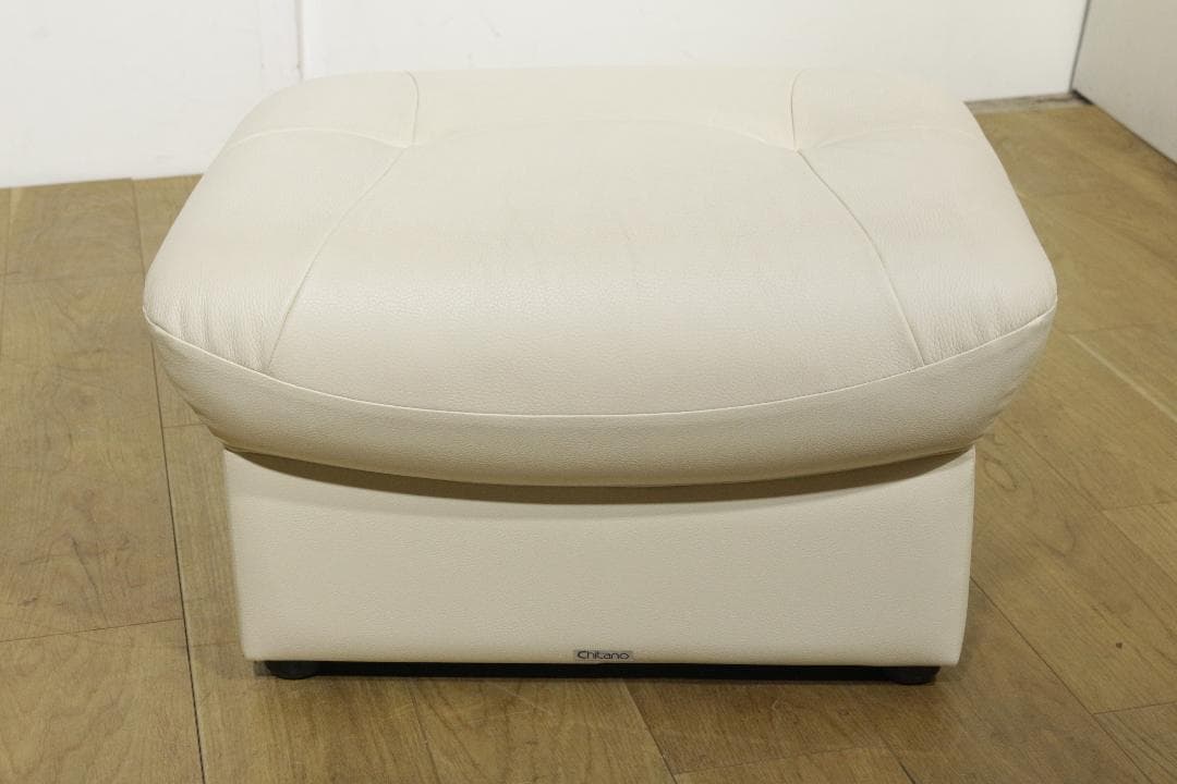 ラ*ー様 カリモク★CHITANO★オットマン★スツール★Z12126Z922★