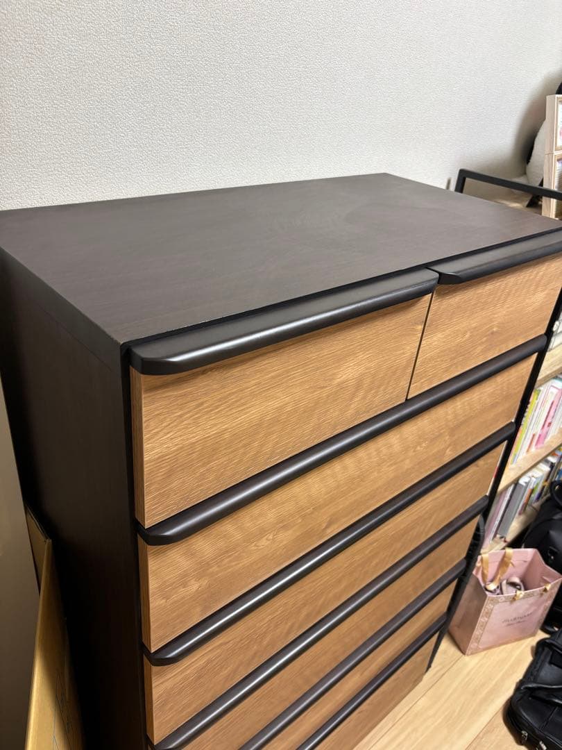 限定値下げ4月28日までブラウンとブラックの6段チェスト