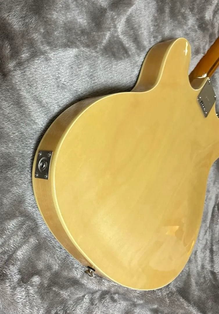 最終価格Squier Starcaster セミホロウボディ ギター