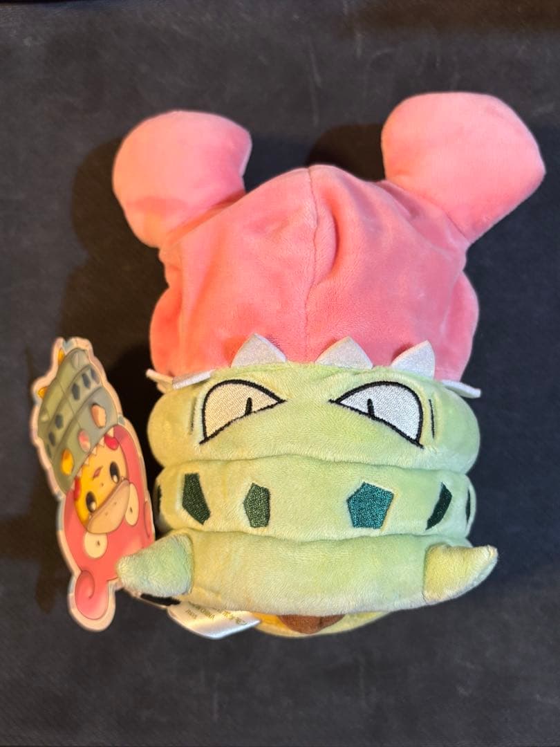 ポケモン メガヤドランのポンチョを着たピカチュウ ぬいぐるみ タグ付き