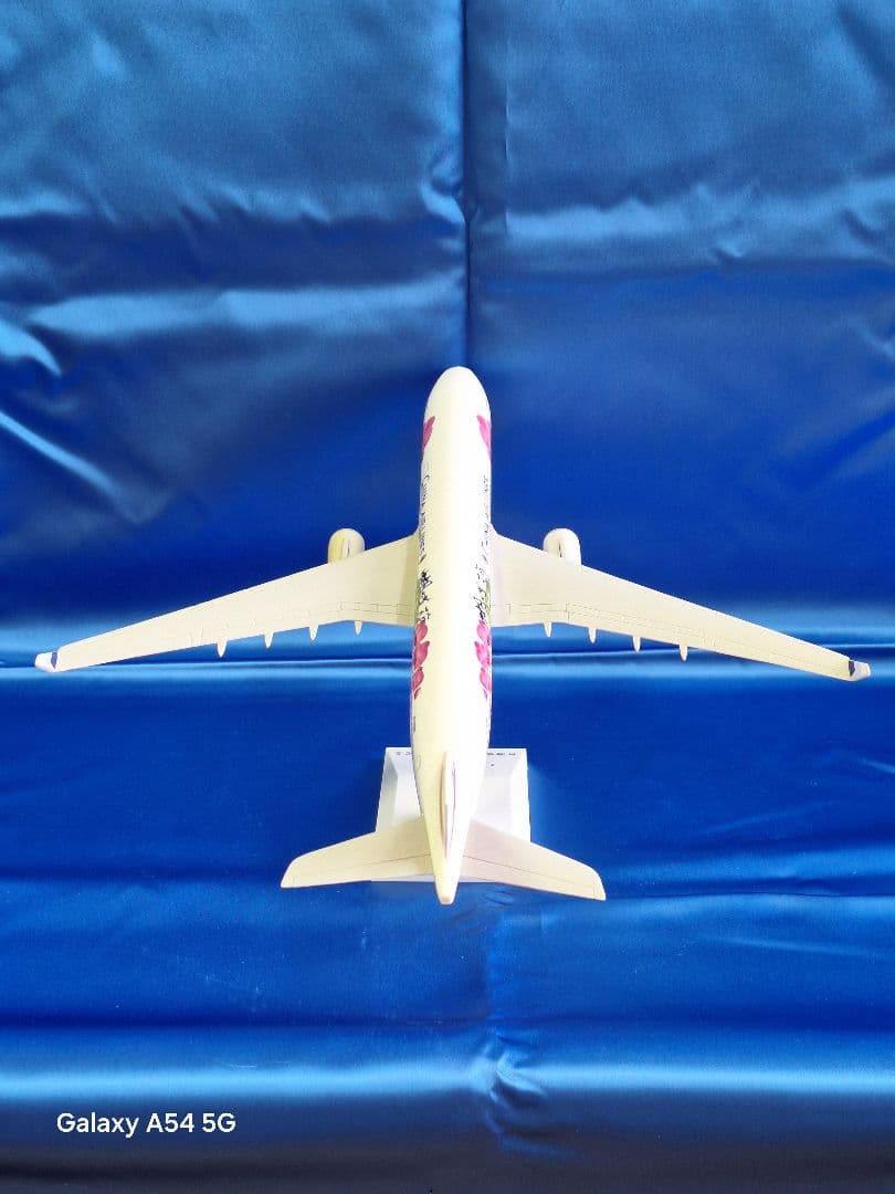 中華航空／A330-300「台湾胡蝶蘭彩檜飛機記念」モデル／新品