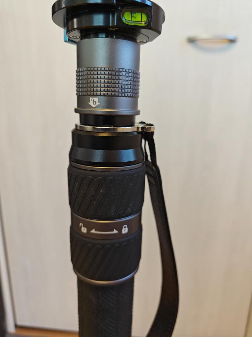 【ほぼ新品】SIRUI 一脚トラベル一脚 カーボン製 SVM-165