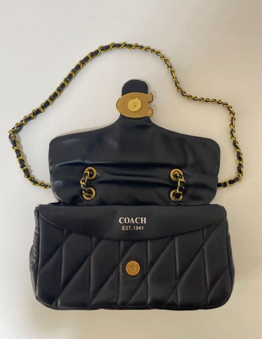 COACH 黒 キルティング ショルダーバッグ