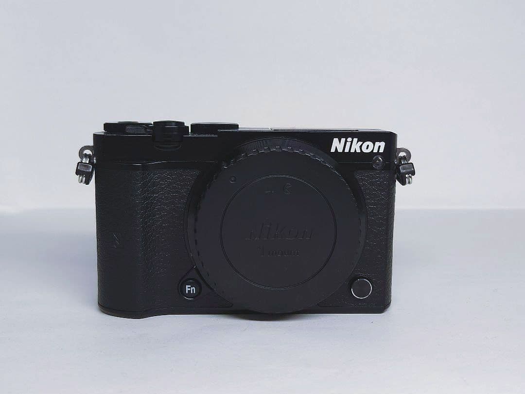 Nikon 1 J5 ミラーレスカメラ ズームレンズキット