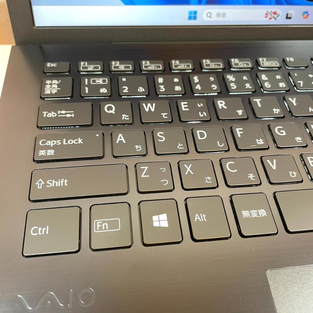 ★美品★ バッテリー良好 2020年製 軽量モデル 第10世代 VAIO NN0
