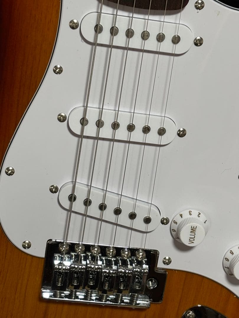 超美品✧*。SELDERエレキギター サンバースト