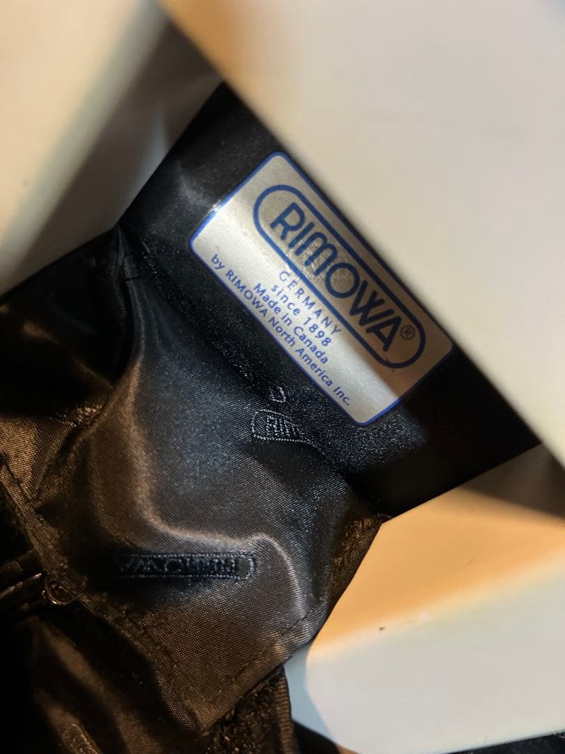 リモワ　パイロット　トロリー　ニ輪