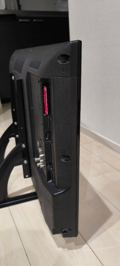 Panasonic　VIERA　TH-32D300　中古品　32型　液晶テレビ