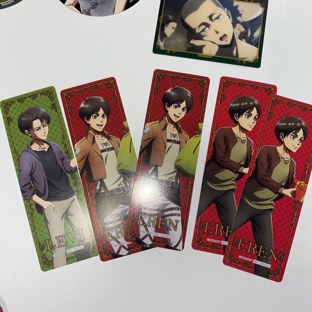 進撃の巨人　ステッカー&ポストカードブック　サントリー　オリジナルラベル缶　紙類