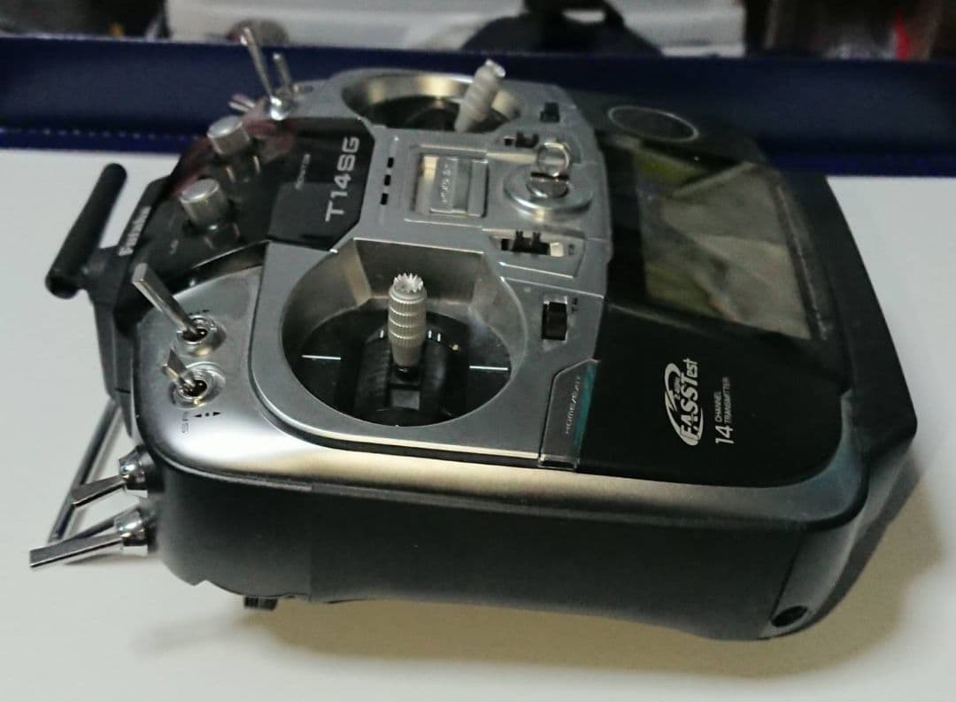 ラジコン用プロポ　Futaba T14SG 14チャンネル R/C システム