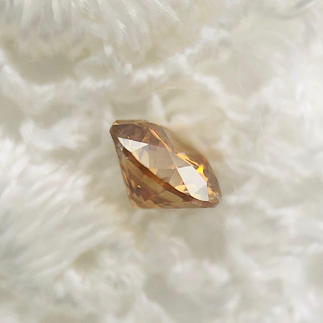 アクセサリー 0.162ct F.D.Brownish Yellow Orange SI-2