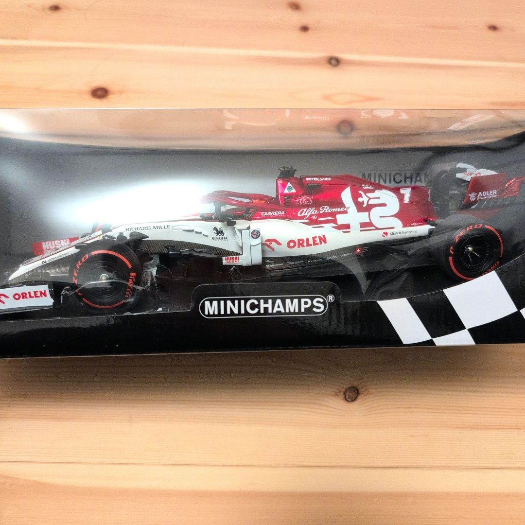 ミニカー MINICHAMPS 1/18 Alfa Romeo Racing F1 C39