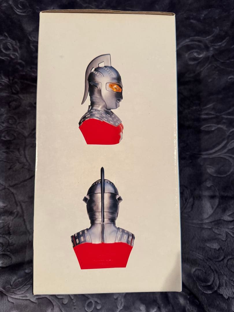 M1号　ウルトラセブンAタイプ•胸像ソフビキット(1998製)