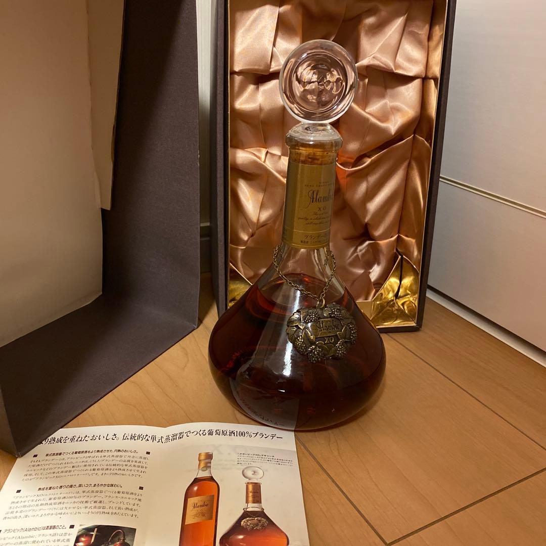 ニッカブランデーアランビック上級ボトル「XO」のデカンタボトルギフトボックス入り