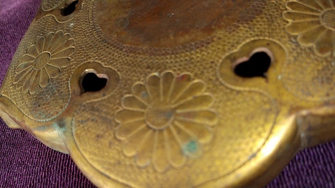 アンティーク・釘隠し(裏書きあり)