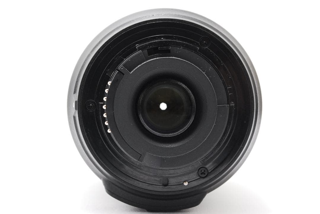 Nikon D5600 ダブルレンズ Wi-Fi搭載　スマホ転送　高画質　軽量