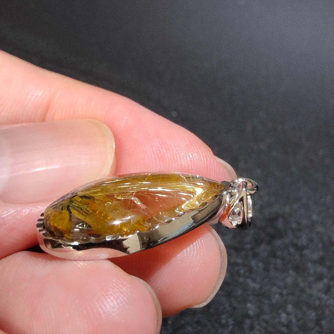 4 ルチルクォーツ　太陽ルチル　ルチルクォーツ　ペンダント　金運　財運　風水