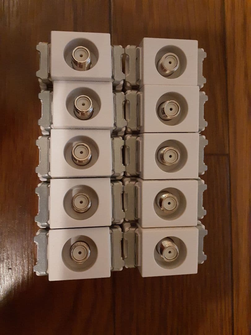 Panasonic WCS4711W　　　高シールドテレビコンセント