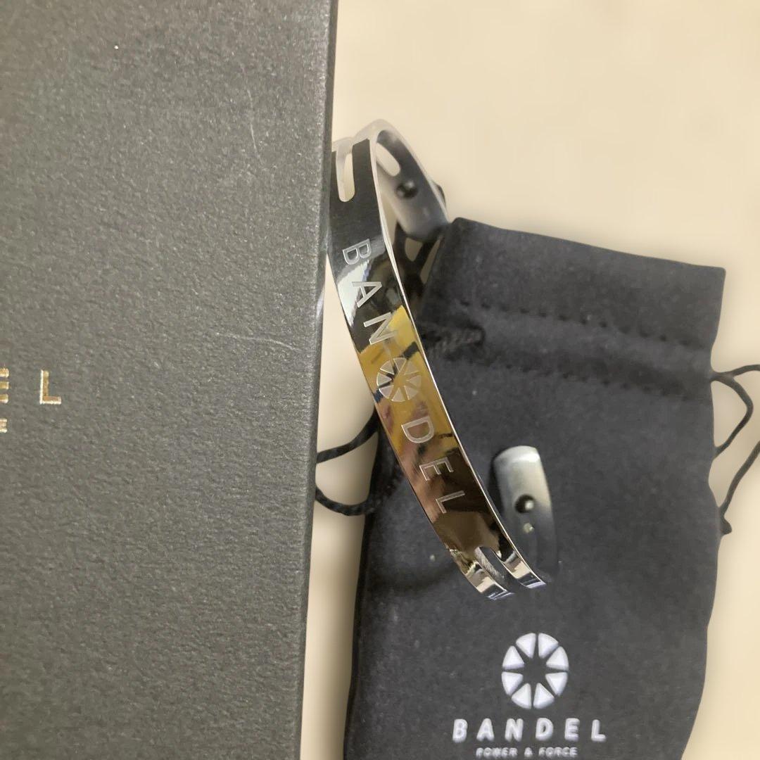 【新品未使用】BANDEL バングル シルバー L/LL 専用ポーチ・箱付き
