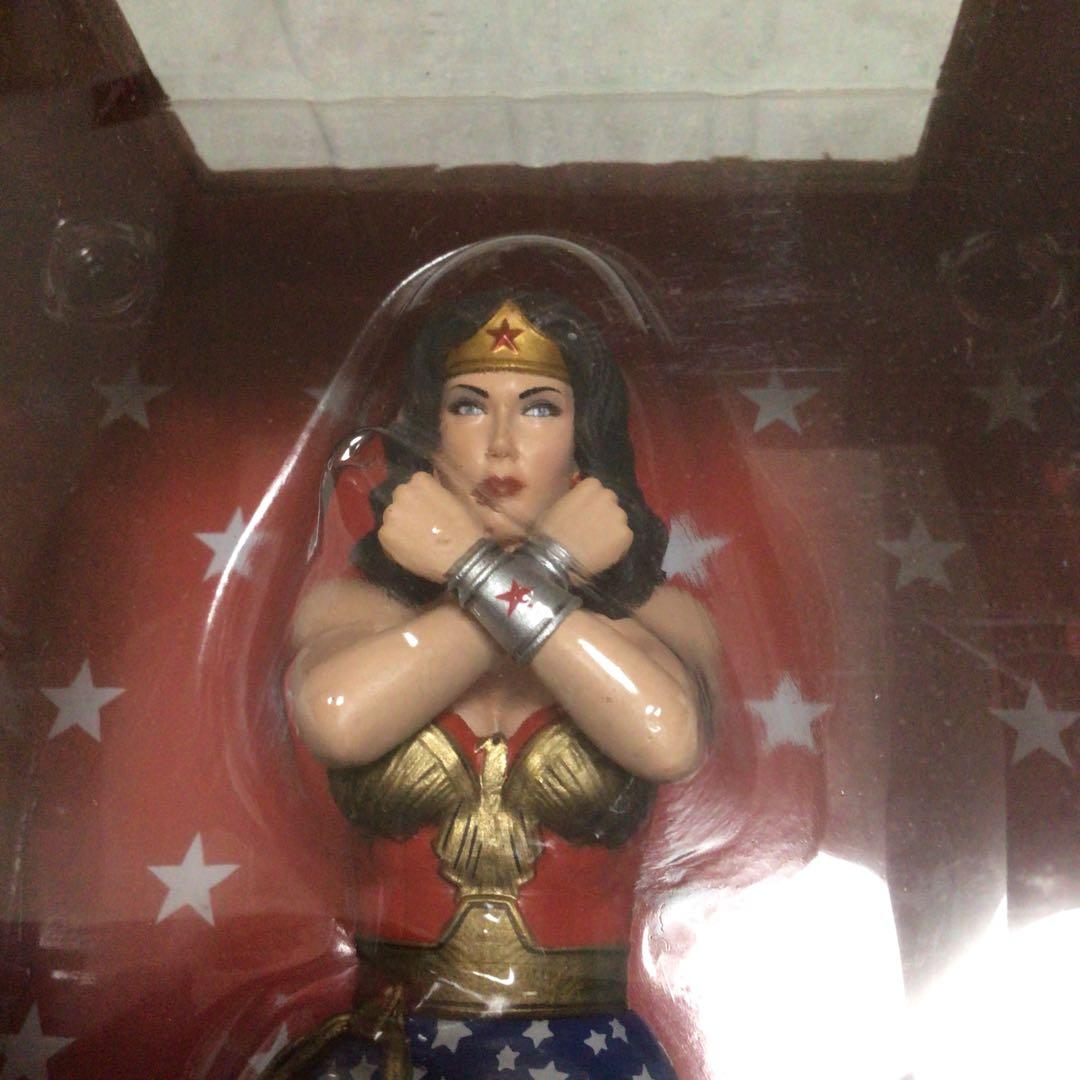 ワンダーウーマン　スタチュー　開封済中古品