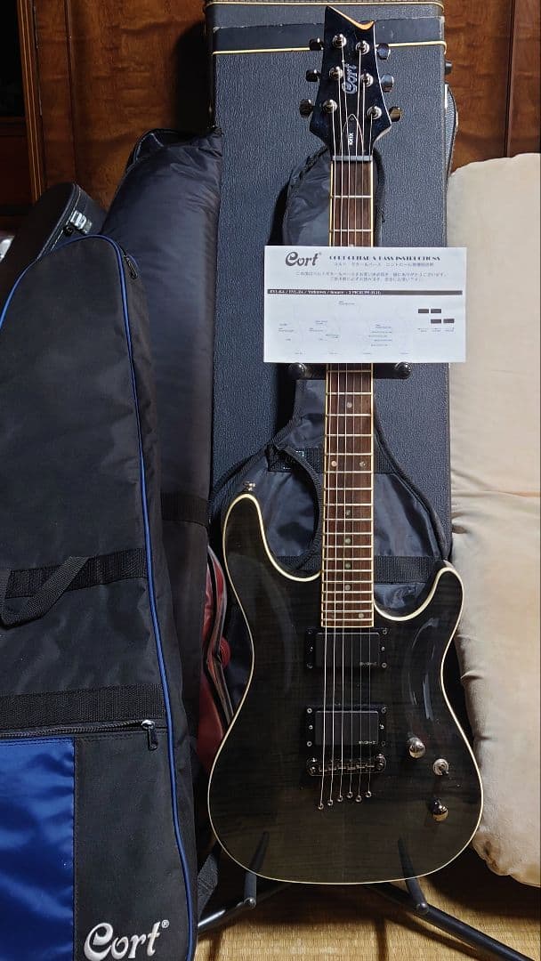 Cort KX1X フレイムメイプルトップ EMGピックアップ ソフトケース付き