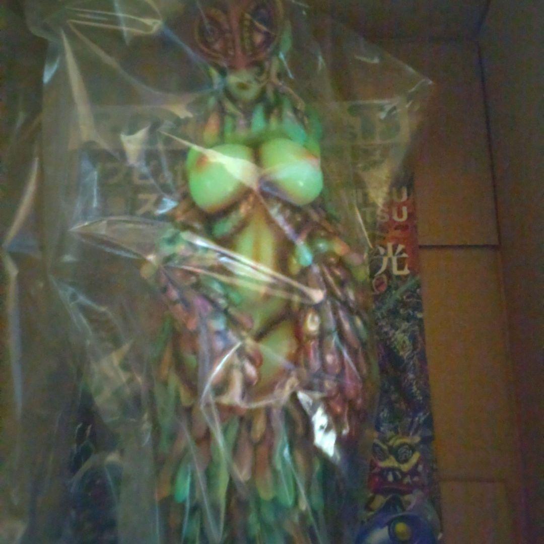 マーミット シェドラDX 蓄光ソフビ