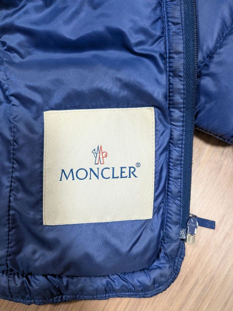 MONCLER　ベビー　ダウン　ネイビー