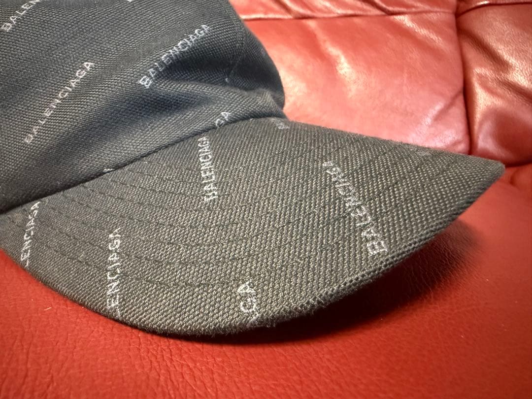 BALENCIAGA 総柄ロゴ キャップ 黒 L59 正規品 鑑定可