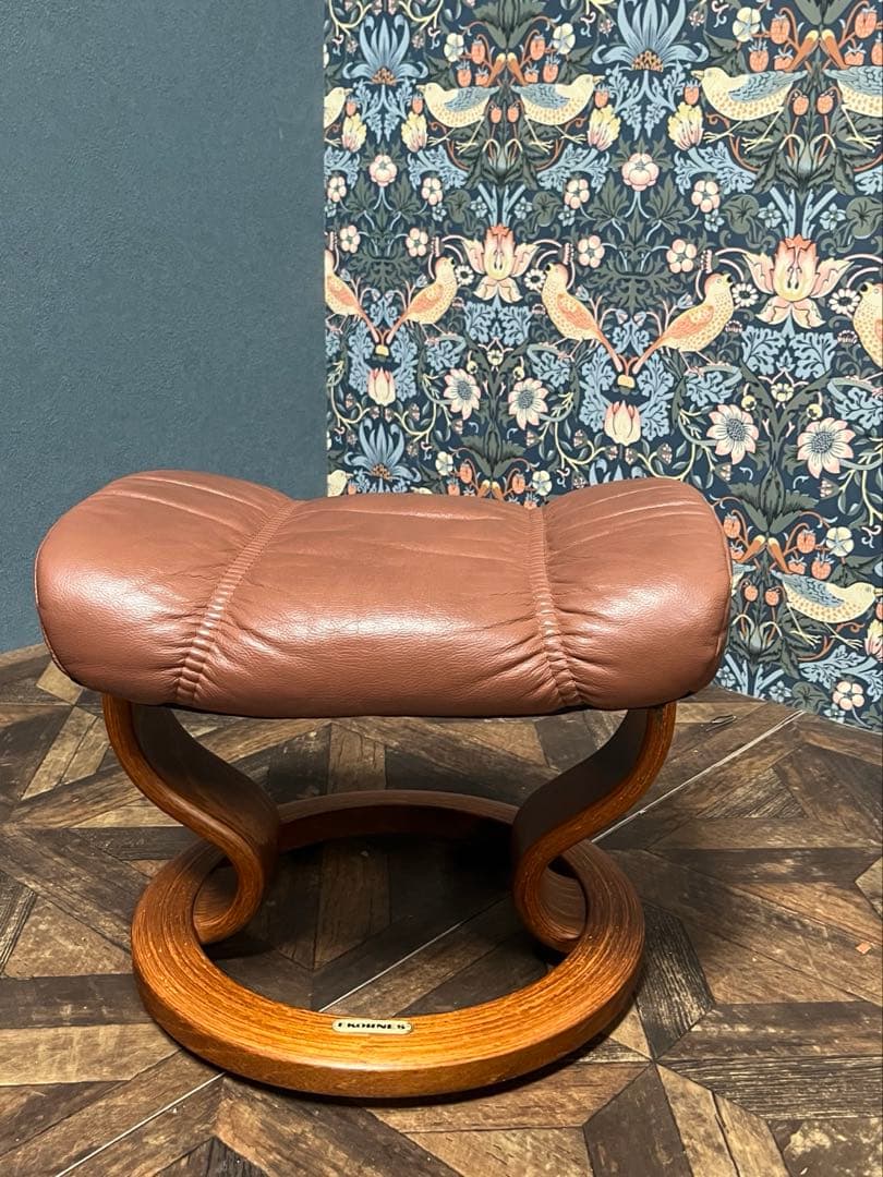 りき＊エコーネス 　オットマン フットスツール 本革 ストレスレス