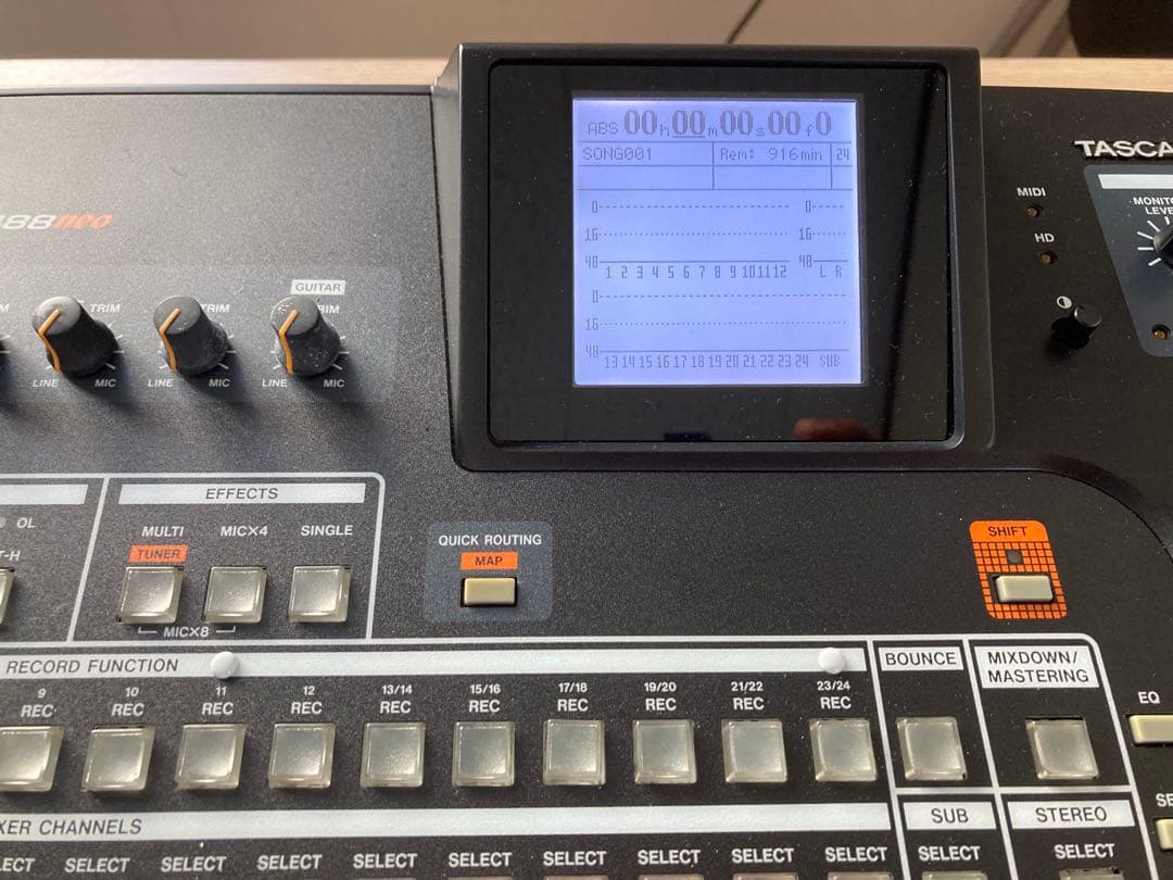 配信機器・PA機器・レコーディング機器 TASCAM 2488neo MTR