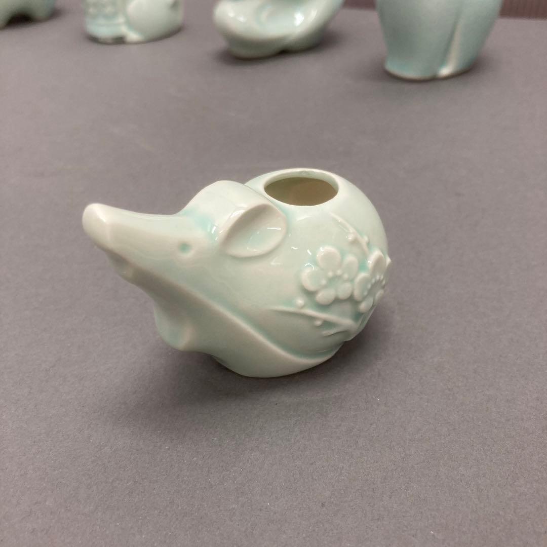 骨董品　青磁　干支　爪楊枝入れ　S128ET