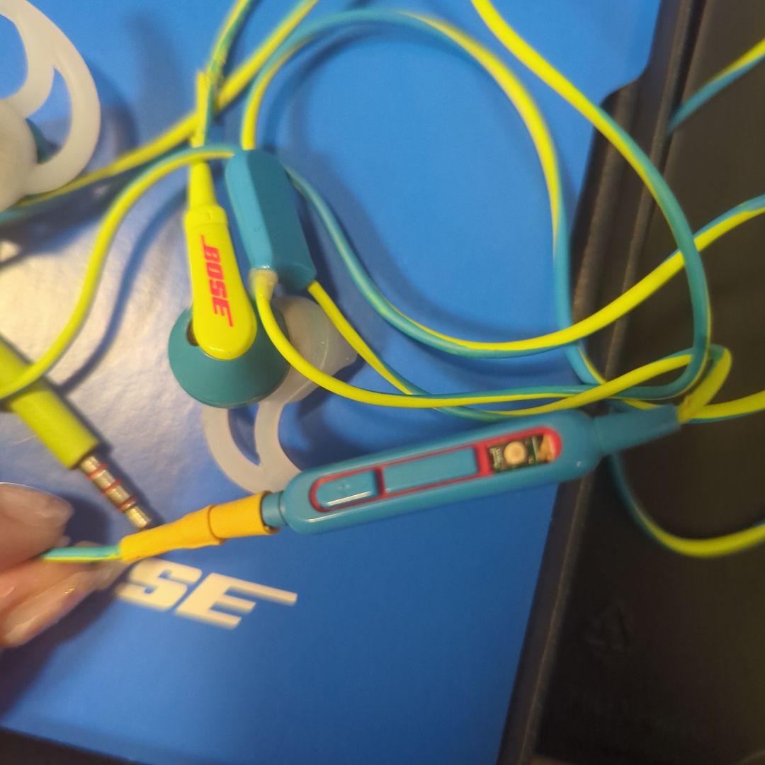 Bose SoundSport イヤフォン！ 箱無し発送！