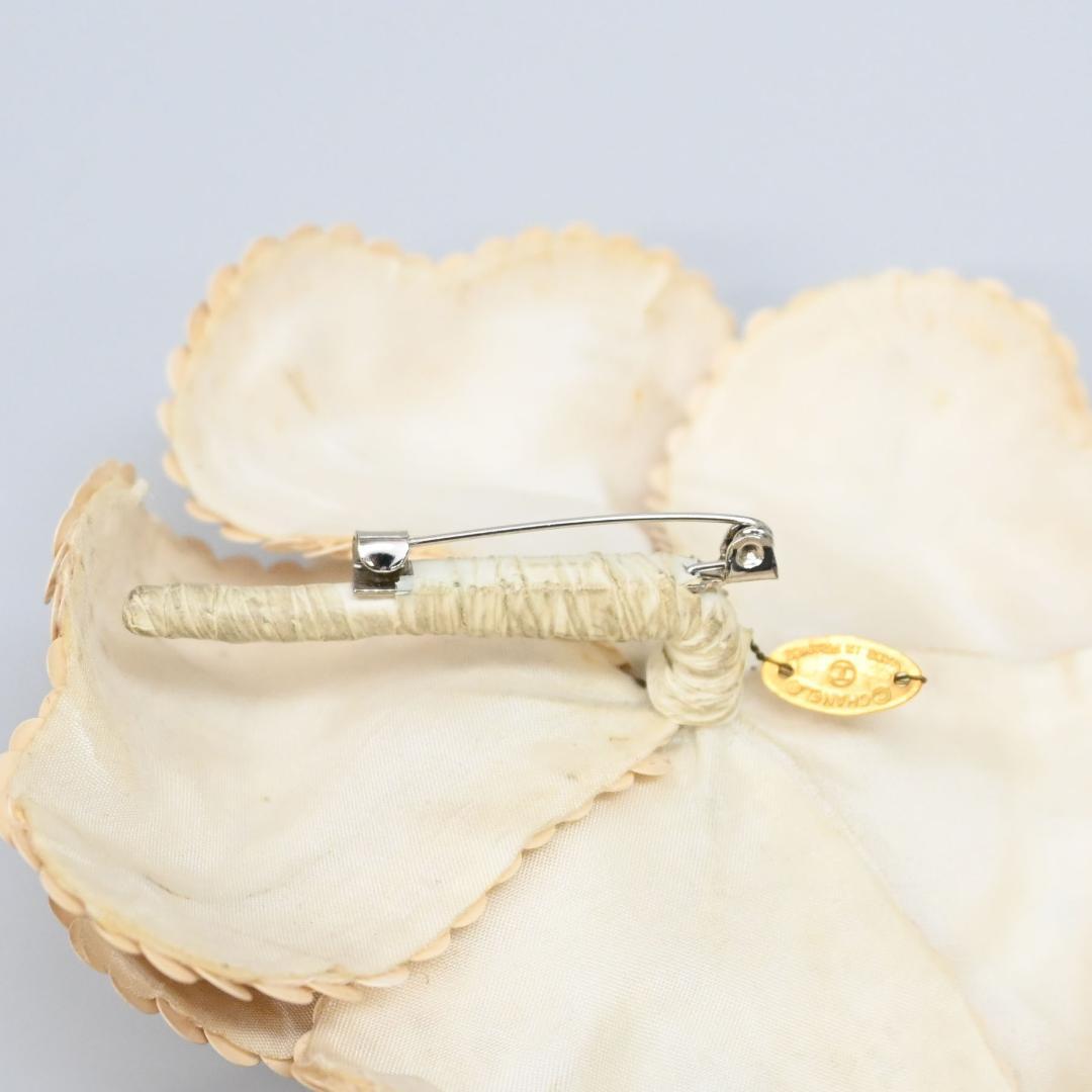 ■ □ 44430★年 CHANEL シャネル ブローチ カメリアコサージュ