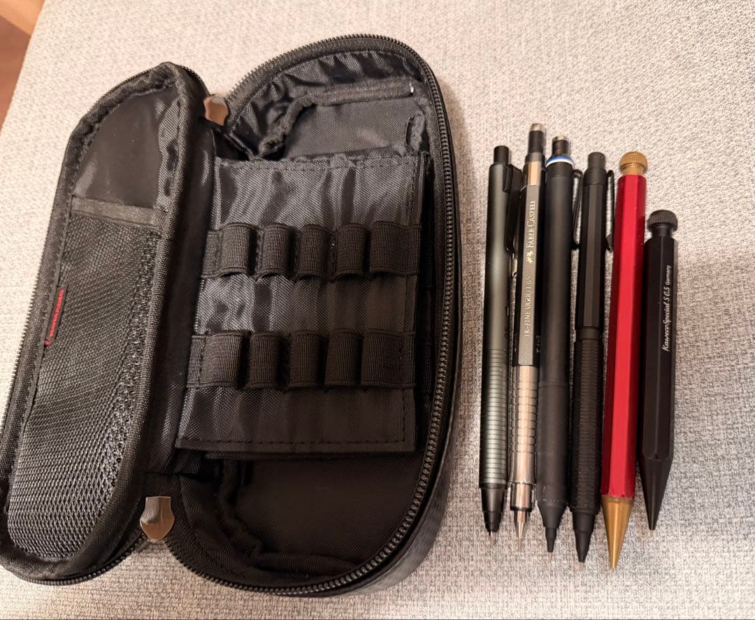 【まとめ売り6点セット】ペンシルケース+ペン5本セット