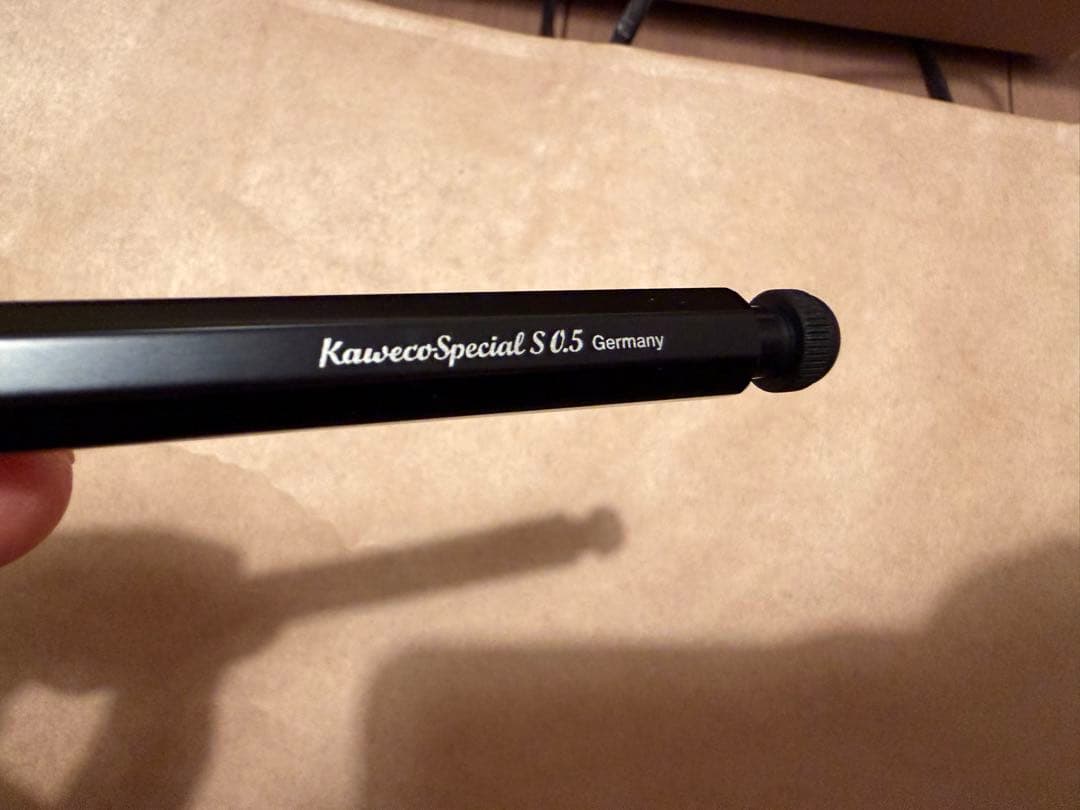 【まとめ売り7点セット】ペンシルケース+ペン6本セット