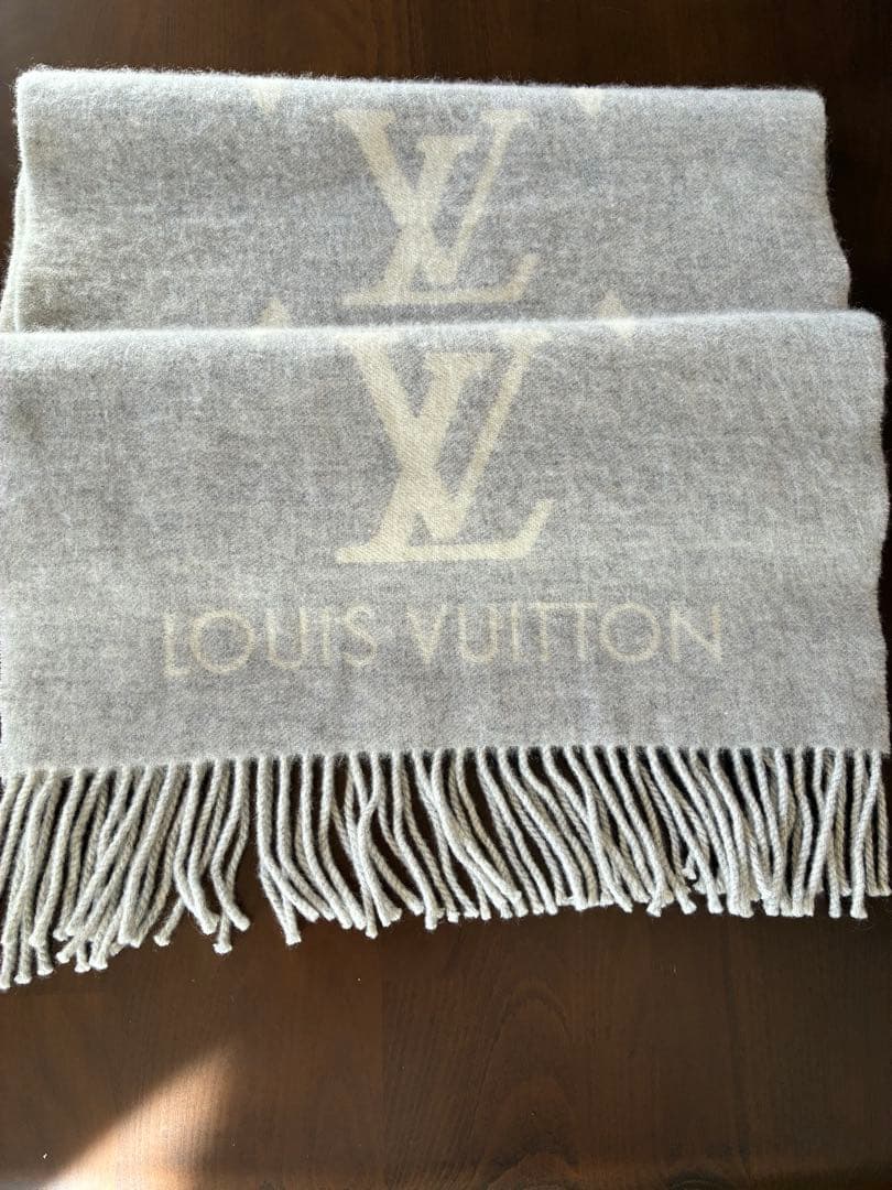 ☆☆RT 64619  LOUIS VUITTON マフラー