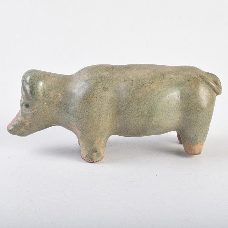 中国　龍泉窯　青磁　神獣　牛　置物　C　R9319