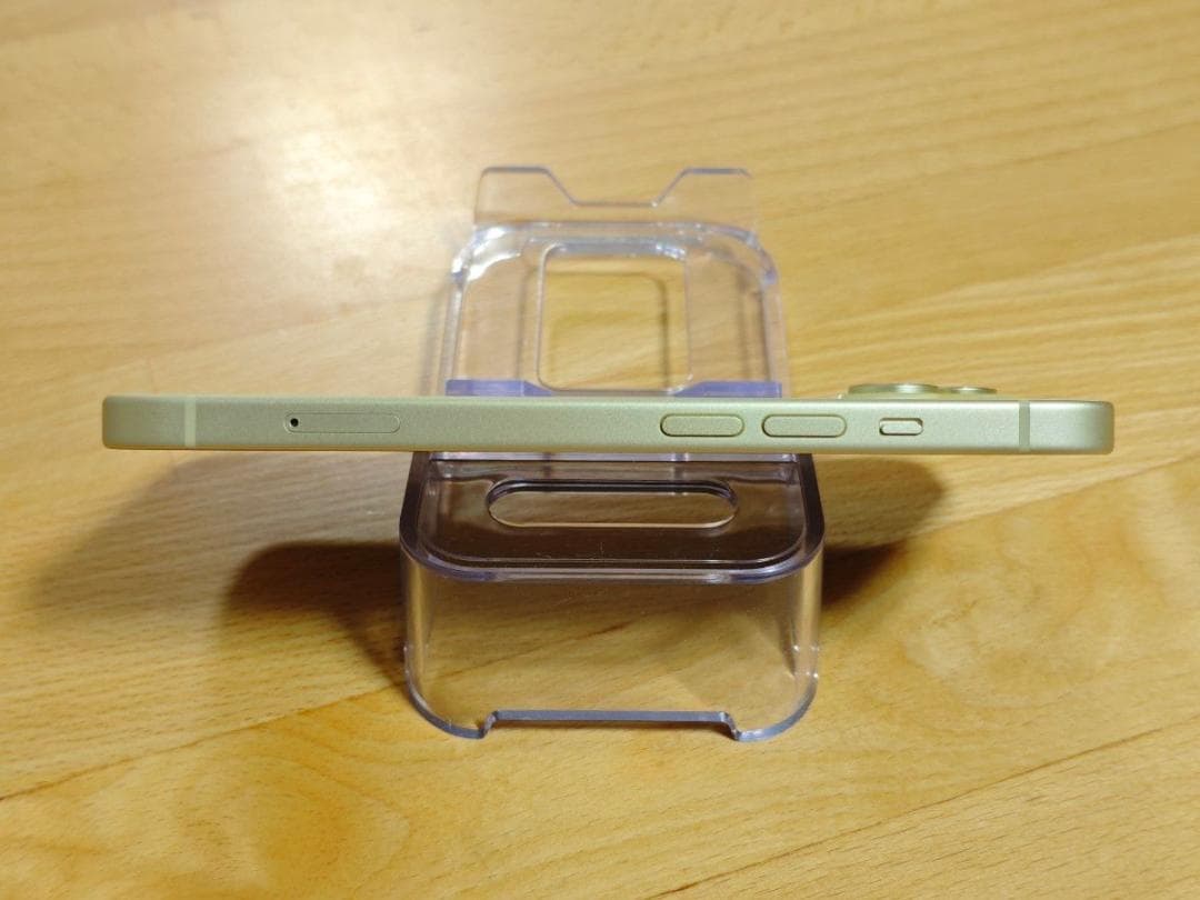 超美品 iPhone15 128GB イエロー SIMフリー