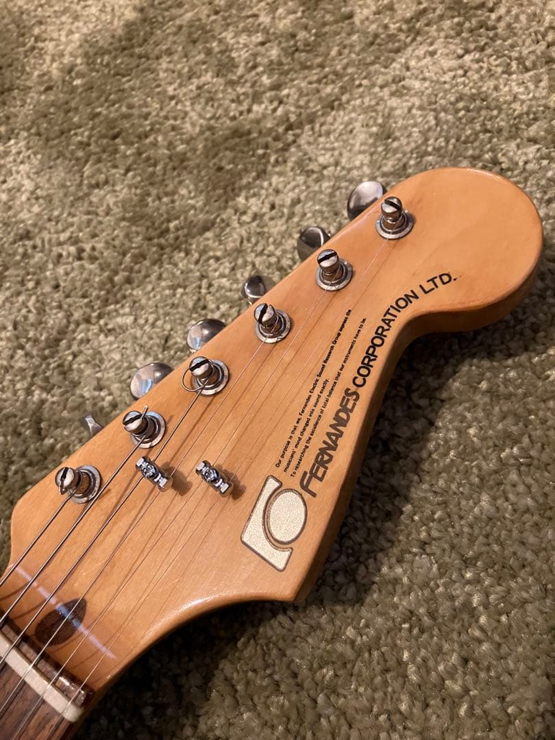 フェルナンデス 石ロゴ　FST-60 クリーム