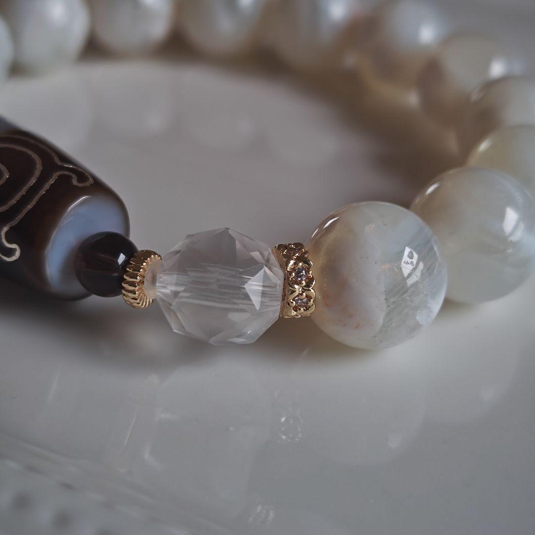 銀線水蓮花回紋緑度母天珠　スノーガーデン　ムーンクオーツ