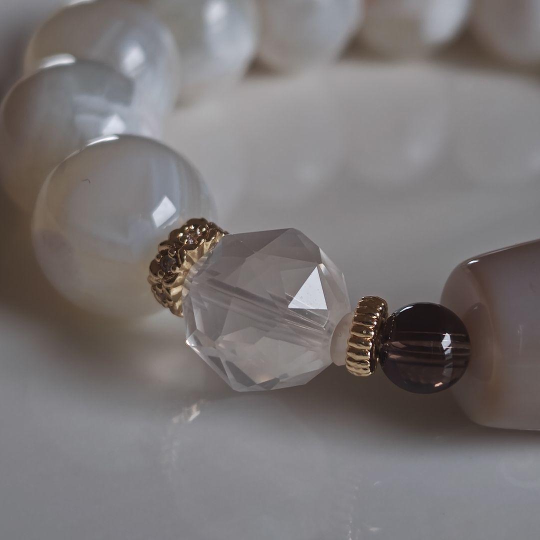 銀線水蓮花回紋緑度母天珠　スノーガーデン　ムーンクオーツ