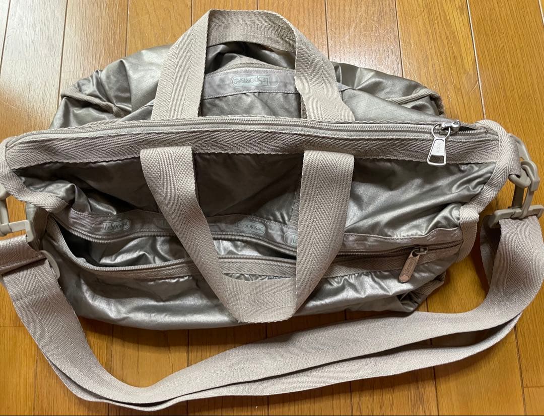 LeSportsac シャンパンゴールド　ミディアム　ボストンバック　ショルダー