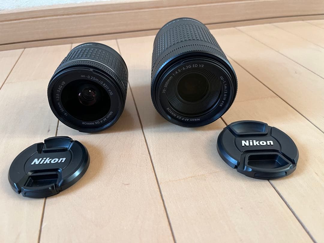 【美品】Nikon D3500 ダブルズームキット