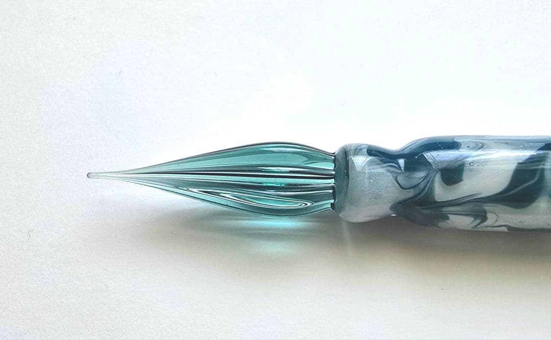 み*み様 ガラスペン ひとつ房 流水納戸色