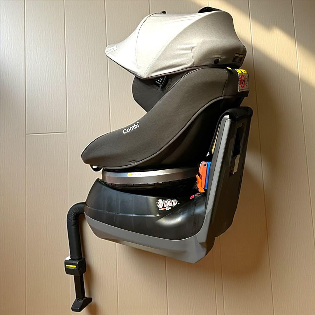 美品✨大人気❣️Combi クルムーヴスマート エッグショック Simplight