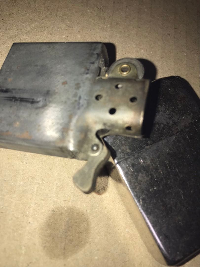 15日迄限定値下げ!出品！超希少ヴィンテージZIPPO 1943-45 上下刻印