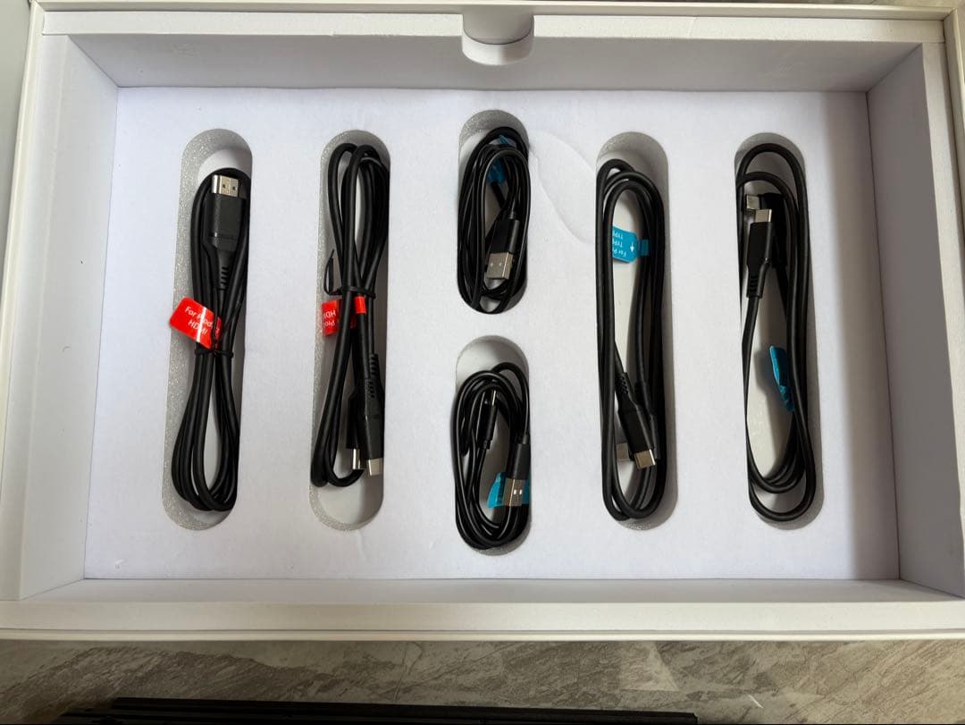 FHD 1080P IPS ディスプレイ 14インチ