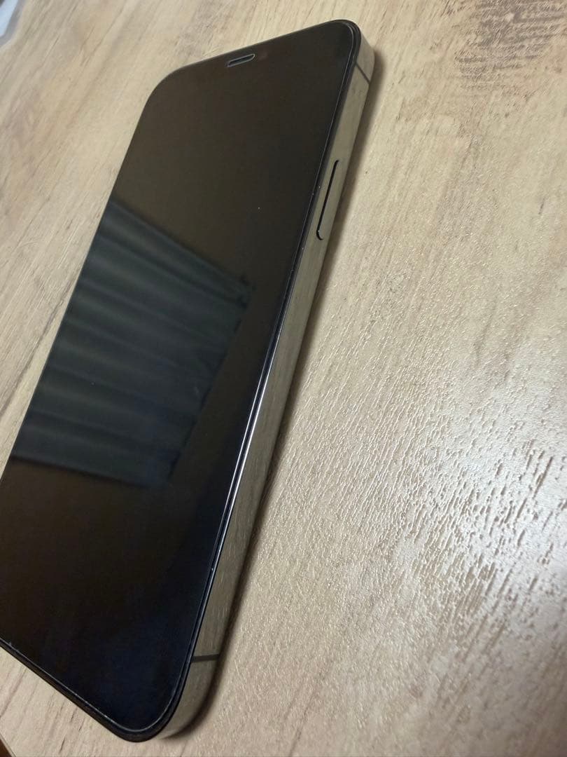 Apple iPhone 12 Pro グラファイト　本体